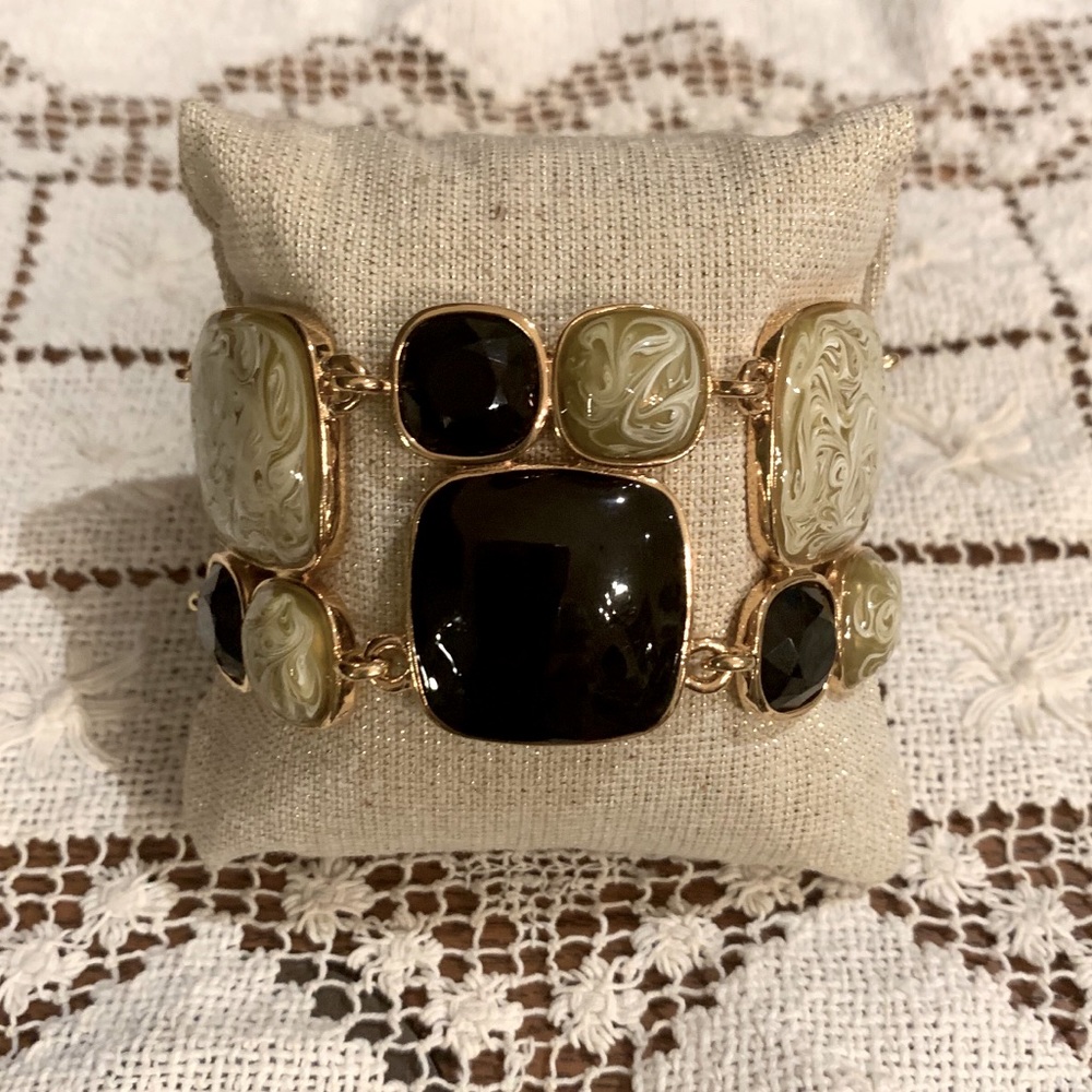 kate spade ♠️ New York ‘Cobblestone’ Mixed Stone Statement Bracelet